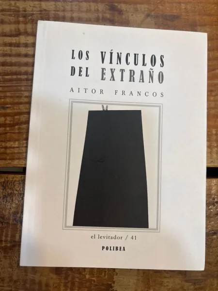 Los Vínculos del Extraño